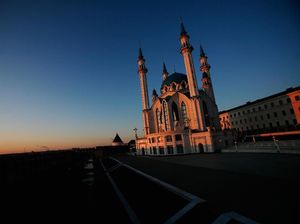 Tetap Tinggal di Wilayahnya saat Ada Wabah, Pahalanya Setara Mati Syahid