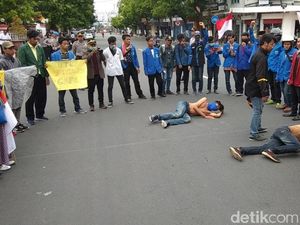 Desakan Penutupan Karaoke Striptis di Blitar Terus Menguat