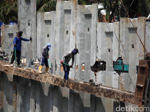 Duh! Sudah Masuk Musim Hujan, Turap Kali Sunter Kok Belum Kelar Duh! Sudah Masuk Musim Hujan, Turap Kali Sunter Kok Belum Kelar