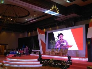 Kelakar Megawati Kalah Pilpres karena SBY Ganteng Kelakar Megawati Kalah Pilpres karena SBY Ganteng