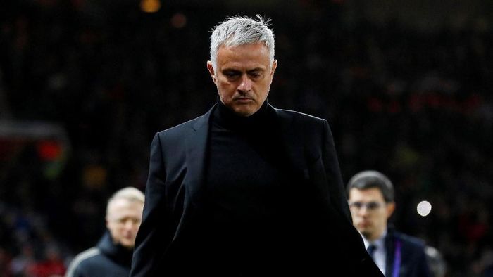 Jose Mourinho akan disambut terbuka untuk melatih Lyon oleh Bruno Genesio. (Foto: Jason Cairnduff/Action Images via Reuters) Jose Mourinho akan disambut terbuka untuk melatih Lyon oleh Bruno Genesio. (Foto: Jason Cairnduff/Action Images via Reuters)