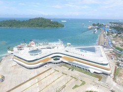 Mudik Lewat Merak? Ini Lokasi Penukaran Uang dan Top Up e-Toll