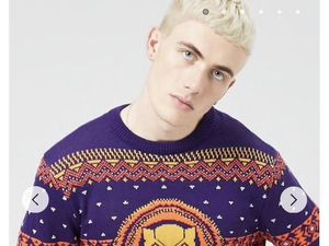 Forever 21 Dikritik, Pakai Model Kulit Putih Untuk Jual Sweater Wakanda