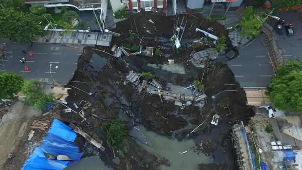 Jalan Gubeng Amblas, Pemkot Surabaya Sebut Dua IMB RS Siloam