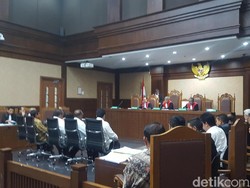 Eks Sekda Pemprov Sumut Bicara Risiko Bila Tak Setor Uang Ketok Palu