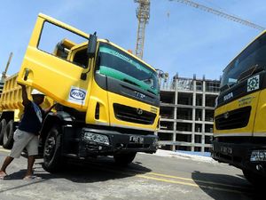 Penjualan Truk Jadi Andalan Pendorong Pertumbuhan Ekonomi Penjualan Truk Jadi Andalan Pendorong Pertumbuhan Ekonomi