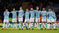 Manchester City menjejak semifinal Piala Liga Inggris. Juara Liga Inggris itu lolos berkat kemenangan adu penalti 3-1 atas Leicester City. REUTERS/Darren Staples.