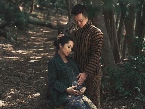 10 Maternity Photoshoot Selebritas yang Menarik Perhatian di 2018