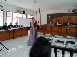 Inneke Koesherawati Akui Sewa Rumah Mewah di Dekat Lapas Sukamiskin