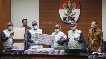 Noda dari Orang Dalam Setelah Pesta Olahraga di GBK