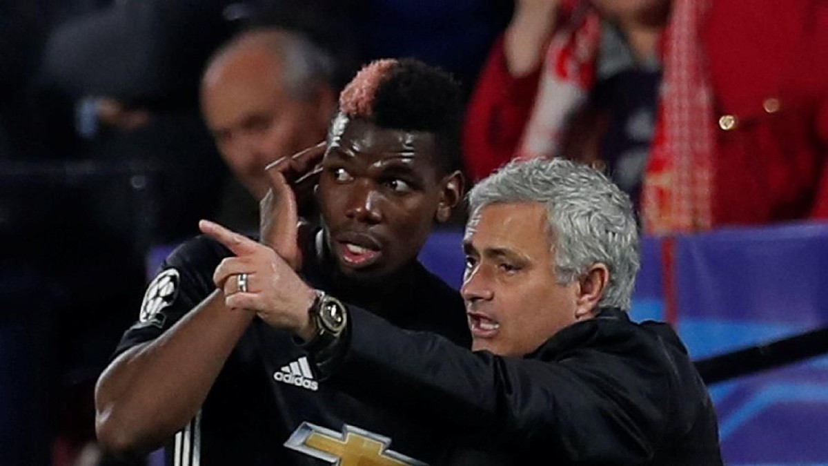 Jose Mourinho dan Paul Pogba (Getty Images)