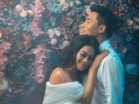 10 Maternity Photoshoot Selebritas yang Menarik Perhatian di 2018