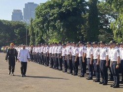 Apel Natal di Stasiun Gambir, Menhub Imbau Pelayanan Ditingkatkan