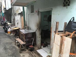 Lagi, Warga di Gang Sempit Jakbar Kaget Ditagih Pajak Mobil Mewah Lagi, Warga di Gang Sempit Jakbar Kaget Ditagih Pajak Mobil Mewah