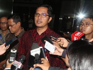 KPK Usut Cara Bowo Tukar Uang Miliaran Jadi Rp 20 Ribu dan Rp 50 Ribu KPK Usut Cara Bowo Tukar Uang Miliaran Jadi Rp 20 Ribu dan Rp 50 Ribu