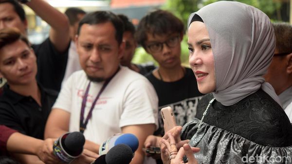 Luapan Kekecewaan Angel Lelga pada Vicky Prasetyo