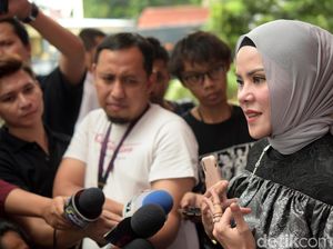 Luapan Kekecewaan Angel Lelga pada Vicky Prasetyo Luapan Kekecewaan Angel Lelga pada Vicky Prasetyo