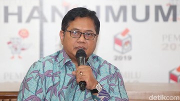 PAN: Jokowi Lebih Melekat ke PSI karena Ada Kaesang
