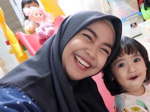Seru-seruan Ala Ria Ricis dan Keponakan Tercinta