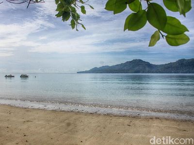 Potret Pintu Surga Ambon