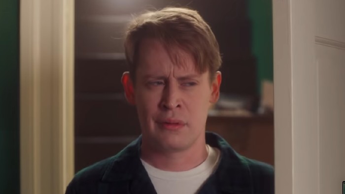 Adegan Home Alone anyar yang turut berisikan Google Assistant (Foto: screenshot Youtube) Adegan Home Alone anyar yang turut berisikan Google Assistant (Foto: screenshot Youtube)