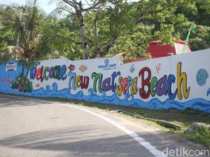 Pantai Primadona Maluku Tengah Kini Berwarna-Warni Pantai Primadona Maluku Tengah Kini Berwarna-Warni