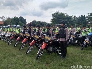 Tim Antiteror Kawal Gereja di Kabupaten Cirebon Tim Antiteror Kawal Gereja di Kabupaten Cirebon