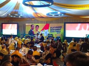 Airlangga di Silaturahmi Golkar: Selamat Bergabung TGB