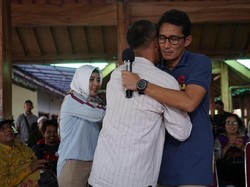 Di Depan Petani Kediri, Sandi Janjikan Stop Impor