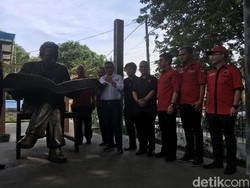 Kunjungi Museum Multatuli, Hasto-Djarot Bicara Pemimpin Represif