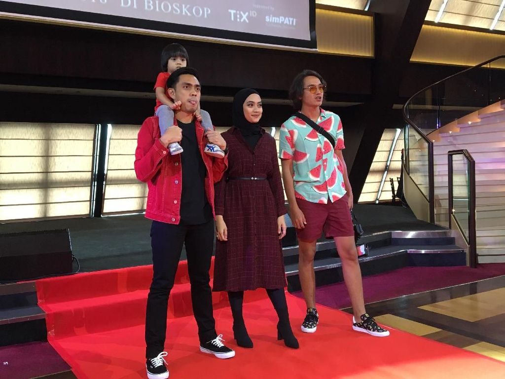 Melihat Suasana Gala Premiere Asal Kau Bahagia di Dream Cruise Melihat Suasana Gala Premiere Asal Kau Bahagia di Dream Cruise