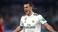 Saat bermain di Southampton tahun 2007, Gareth Bale bermain sebagai bek kiri. Pun pas pindah ke Spurs, dia juga memakai nomor punggung 3 dan posisinya di bek kiri. Tahun 2010, barulah dia bermains sebagai sayap kiri dan lebih mau ke depan. Hingga kini di Real Madrid, dia menjadi salah satu winger paling berbahaya di dunia (Francois Nel/Getty Images)