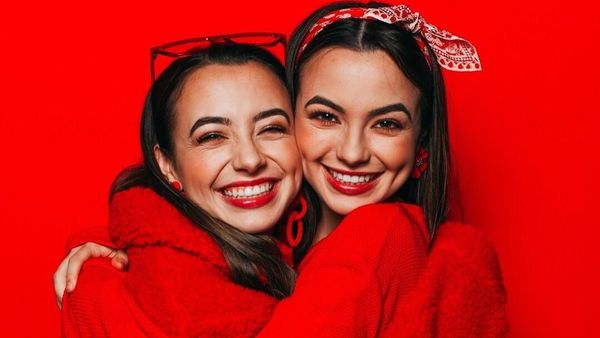 10 YouTuber Cantik yang Muncul dalam YouTube Rewind 2018