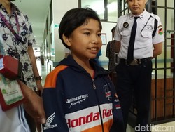 Sempat Tersedak Peluit, Asep Semringah Suara Terompet Hilang