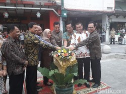 Sultan HB X Resmikan Kawasan Pedestrian Malioboro