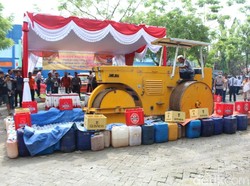 Ribuan Liter Miras Senilai Rp 100 Juta Dimusnahkan Polisi Lamongan