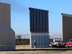 Dukung Trump, DPR AS Loloskan Anggaran Tembok Perbatasan Meksiko