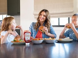 Mengintip Rumah Jessica Alba Bak Surga di Los Angeles