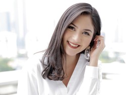 Invalidite Kisahkan 2 Insan Tak Sempurna, Jessica Mila Dituntut Pakai Tongkat