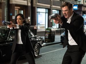Sinopsis Men in Black: International, Film Chris Hemsworth di Bioskop Trans TV