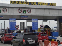 Baru Diresmikan Jokowi, Tol Pemalang Dipadati Pengendara Sore Ini