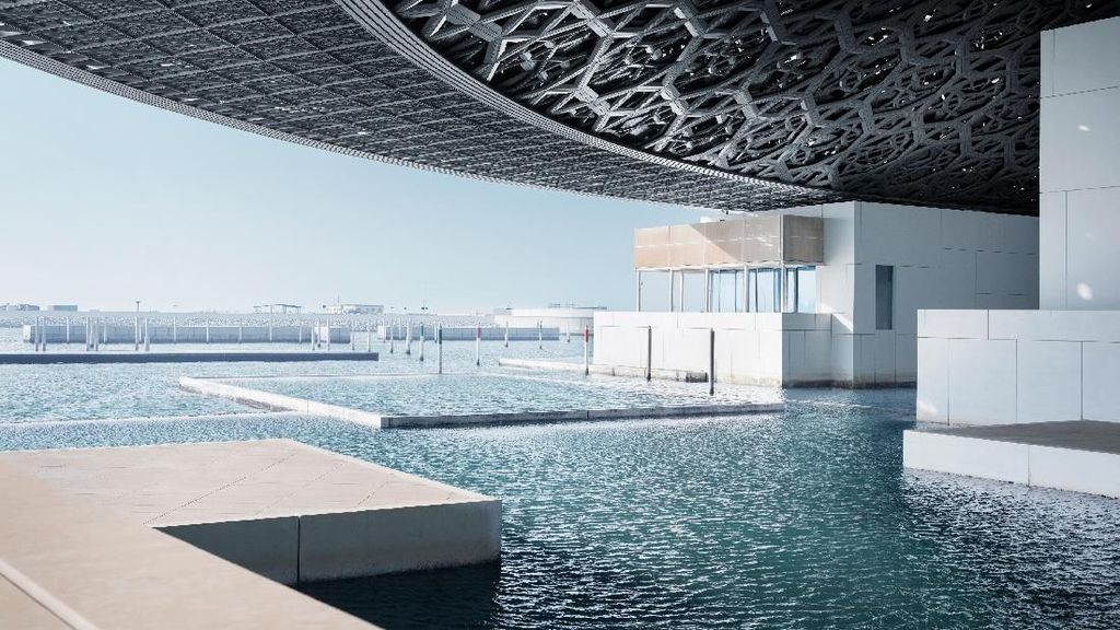 Potret Louvre-nya Abu Dhabi yang Dikunjungi Sergio Ramos