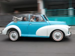 Hobi Mobil Klasik Tidak Mengenal Usia Hobi Mobil Klasik Tidak Mengenal Usia