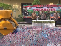 3 Ton Miras di Jombang Dimusnahkan Jelang Tahun Baru