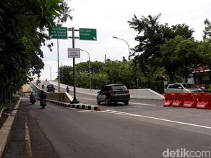 Dilarang Masuk Flyover Manahan, Pesepeda Harus Memutar 800 Meter Dilarang Masuk Flyover Manahan, Pesepeda Harus Memutar 800 Meter