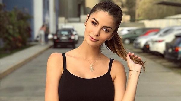 Foto: Liburannya Miss Peru 2015 yang Juga Model Seksi