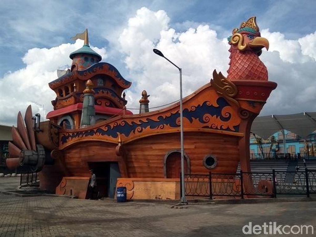 Wisata di Jawa Tengah, Yuk Ajak Keluarga Coba Saloka Theme Park