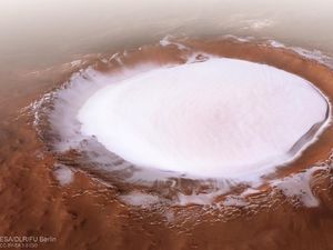 Indahnya Kawah Mars yang Bikin Elon Musk Terkesima