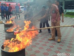 Pemkot Yogya Bakar 12 Ribu e-KTP Invalid