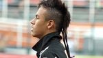 Macam-Macam Gaya Rambut Neymar